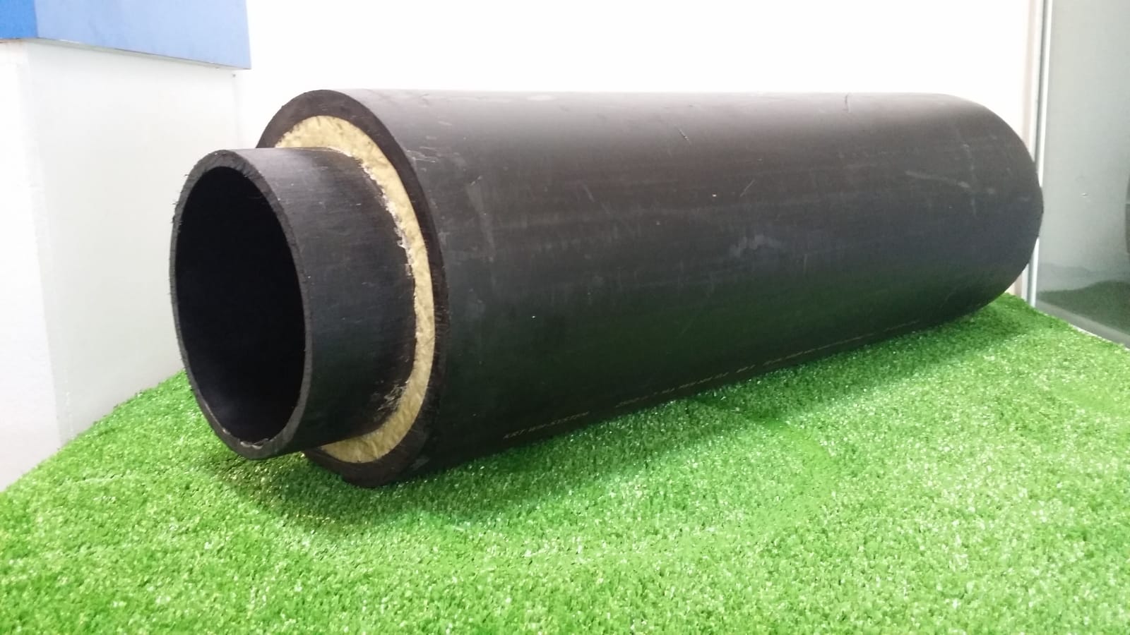 polyurethane and polyethylene preinsulated pipe